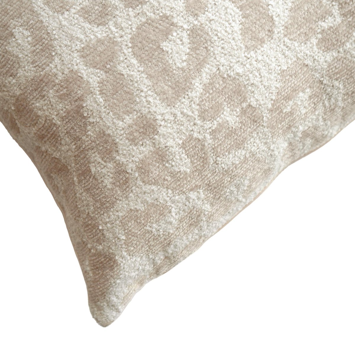 Coussin décoratif carré en jacquard chenille à motif léopard naturel, DOUCEUR D'INTÉRIEUR