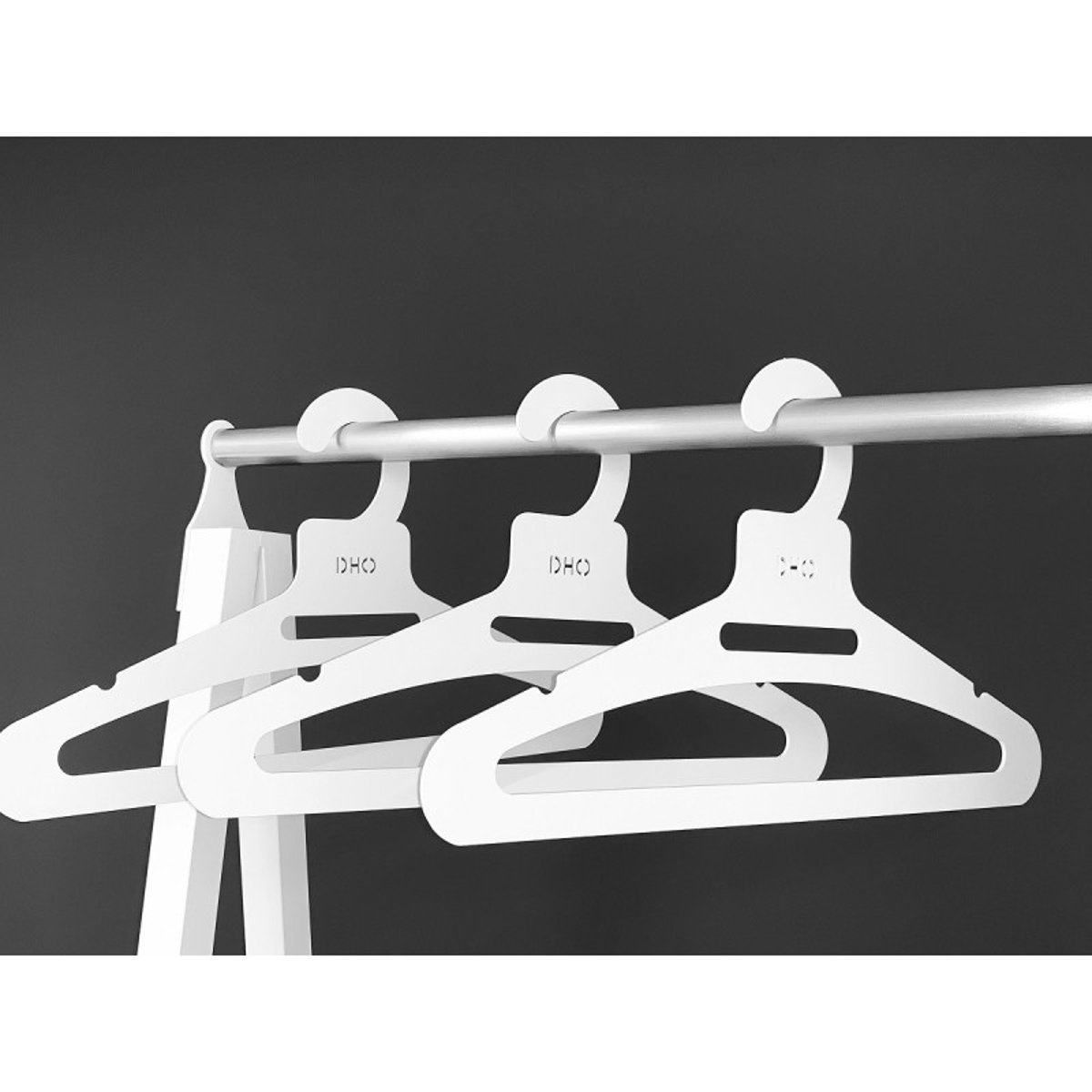 Portant à vêtements sur roulettes en métal, blanc, URBAN blanc, DON HIERRO