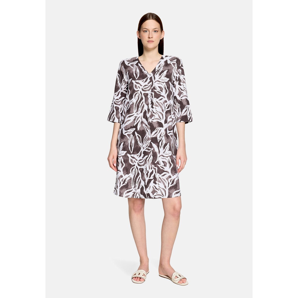 Robe d'été à motifs blanc/marron, CARTOON