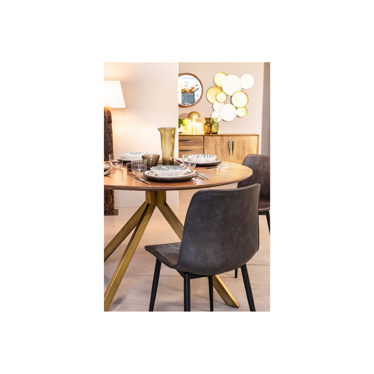Table à manger ronde en manguier et pied laqué laiton L120 - RINGO bois foncé, HELLIN, DEPUIS 1862