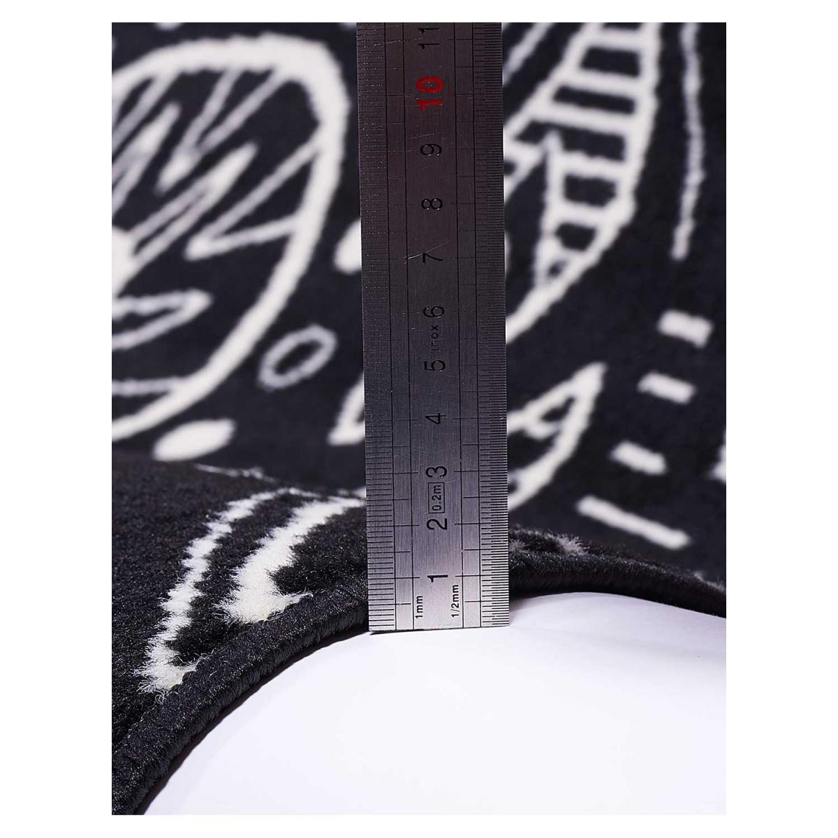 Tapis chambre tissé motif ethnique LYN1 MOTIF noir, UN AMOUR DE TAPIS
