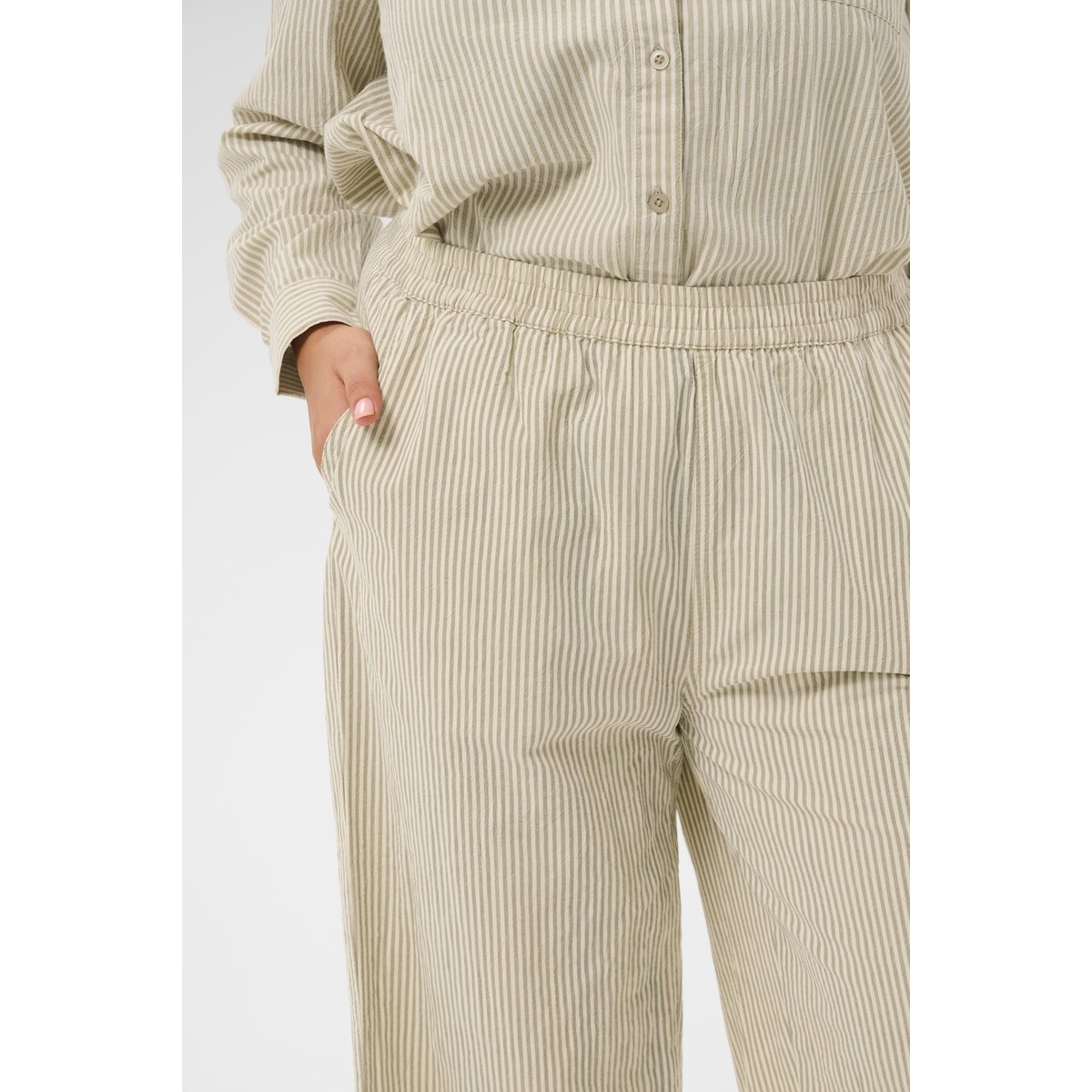Pantalon casual beige chinchilla / blanc white stripe, KAFFE CURVE