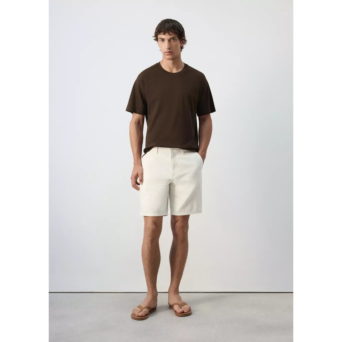 T-shirt relaxed fit en mélange de coton et lin chocolat, MANGO MAN