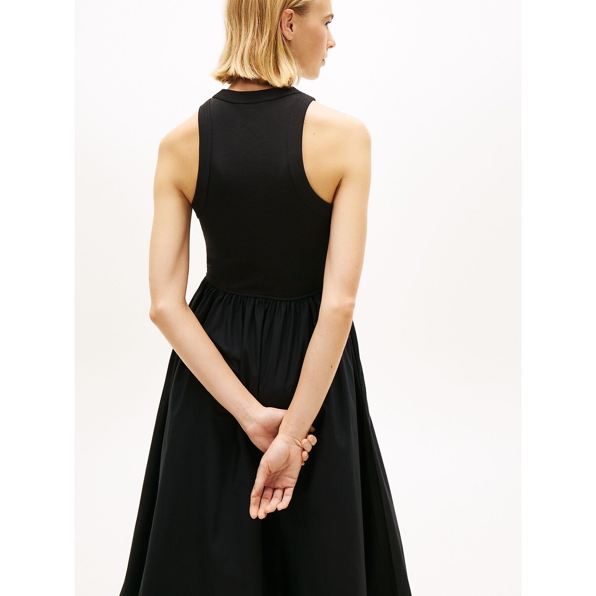 Maxi abito svasato senza maniche, con scollo rotondo nero , TOMMY JEANS