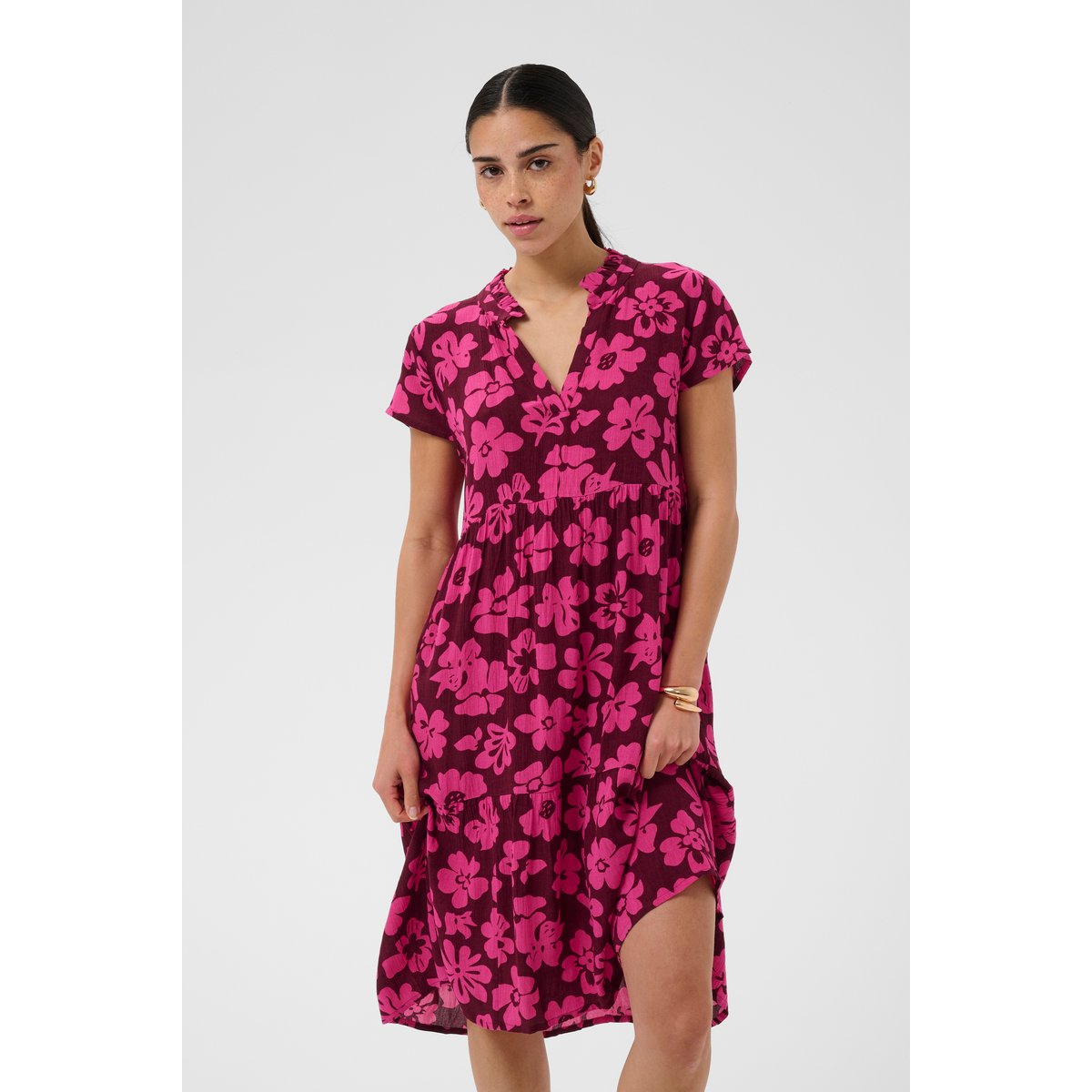 Robe rouge cabernet/pink flowers, KAFFE