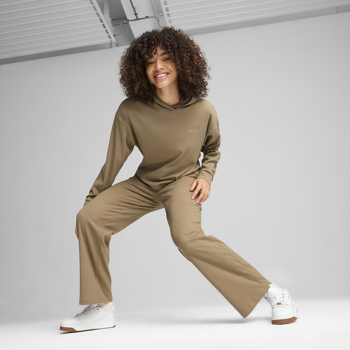 Pantalon de jogging Essentials Elevated taille hau mastic, PUMA