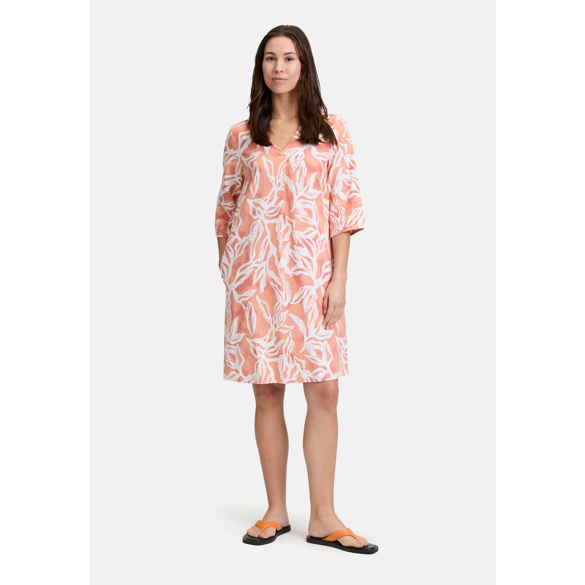 Robe d'été à motifs cream/apricot, CARTOON