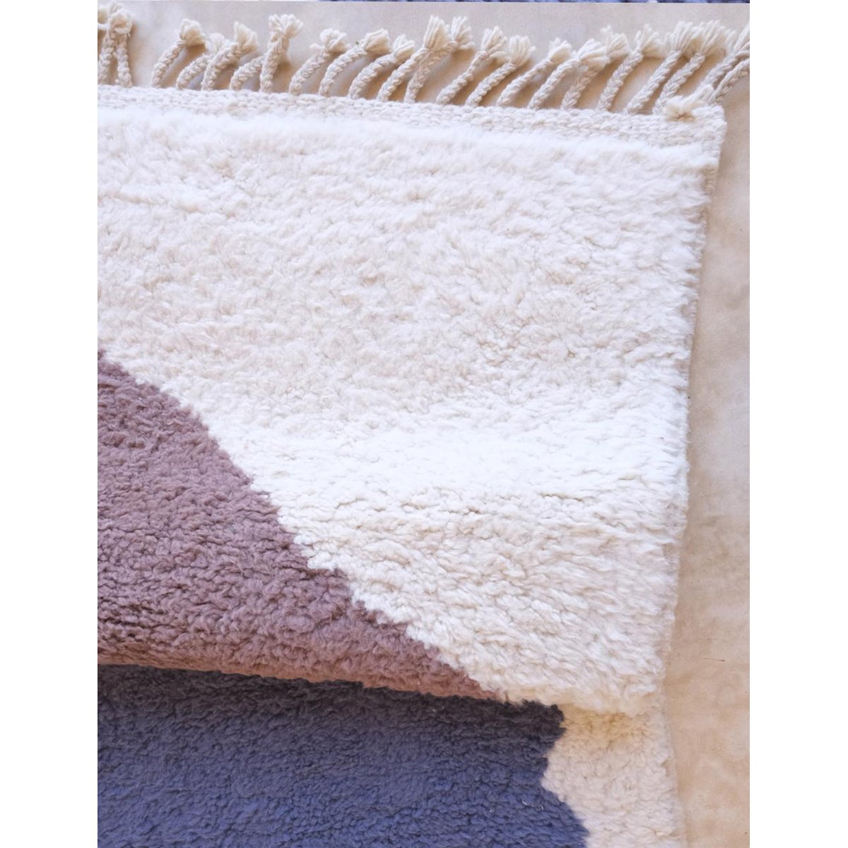Tapis berbère original au style graphique en laine 246 x 348 cm palette colorée, AFK LIVING