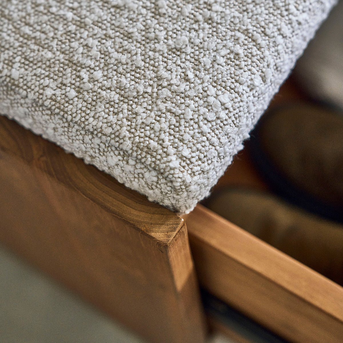 Banc en bois de teck et tissu bouclette 120 cm  SERENE naturel, BERAH GETAH