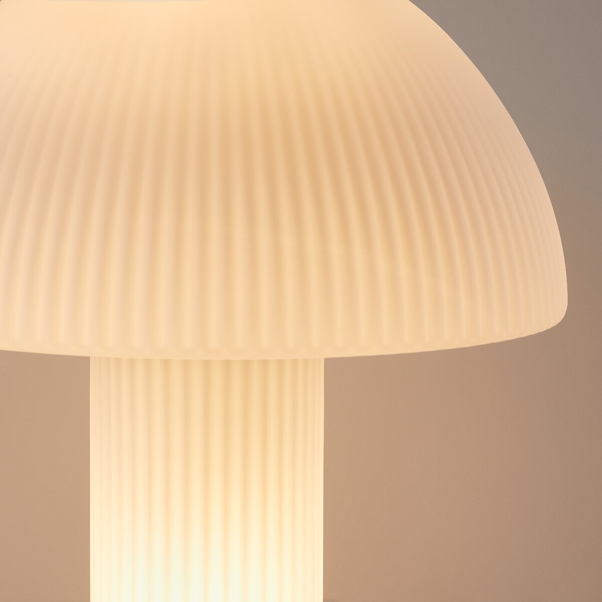 Lampe champignon, verre opalin strié H29cm Loulou blanc, LA REDOUTE INTERIEURS