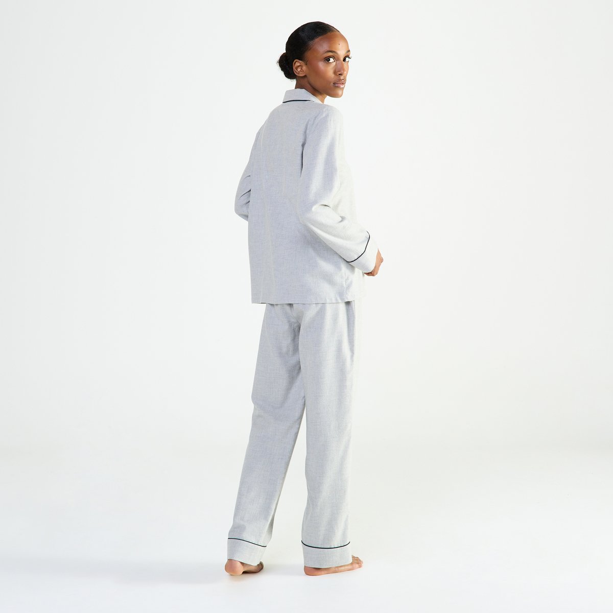 Pyjama col tailleur en flanelle de coton RADIEUSE gris chine, LAURENCE TAVERNIER