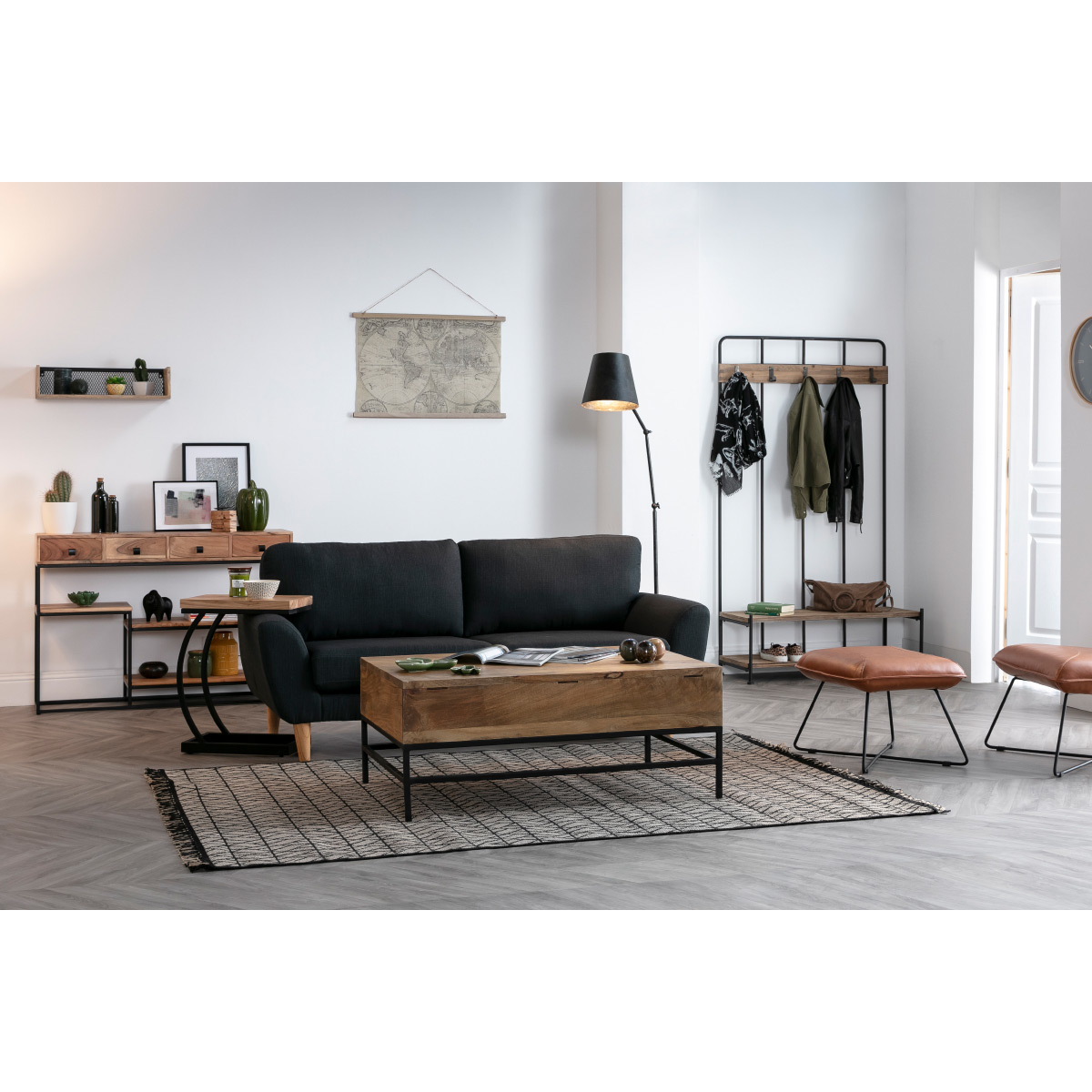Table d'appoint design rectangulaire en bois massif et métal noir BREAK naturel, MILIBOO