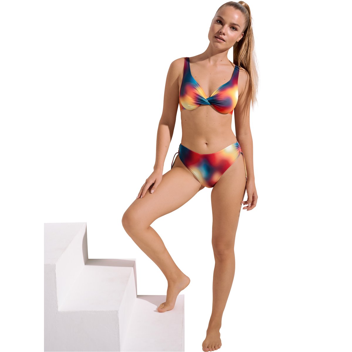 Bas maillot slip de bain taille haute côtés réglables Olympia multicolore, LISCA