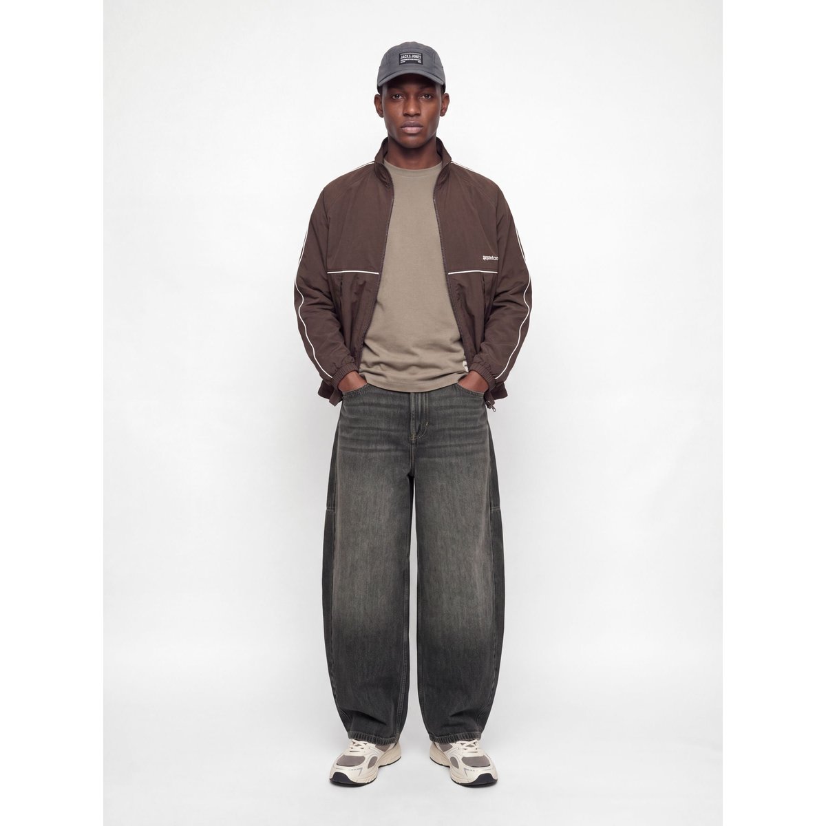 Jeans À Coupe Tonneau grey denim 1, JACK & JONES