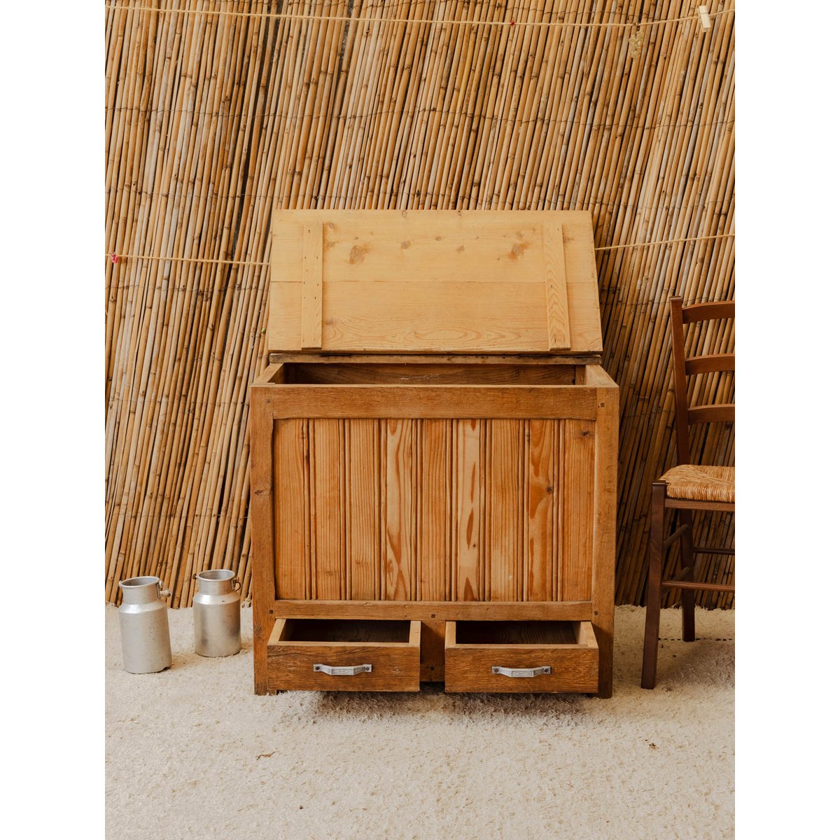 Grand coffre en bois Lucien N°207 - Bon état bois clair, DEBONGOUT