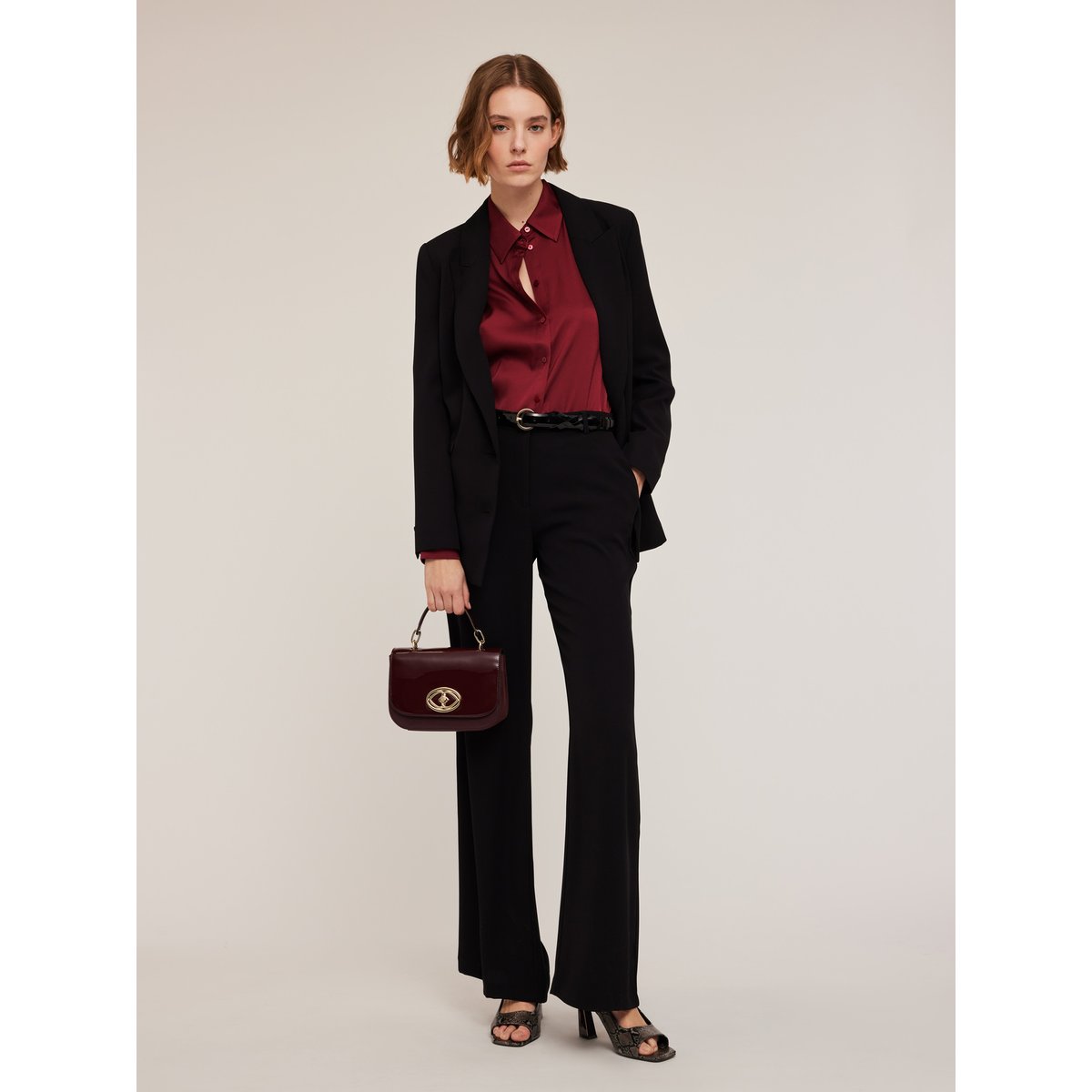 Chemise en satin burgundy, MOTIVI