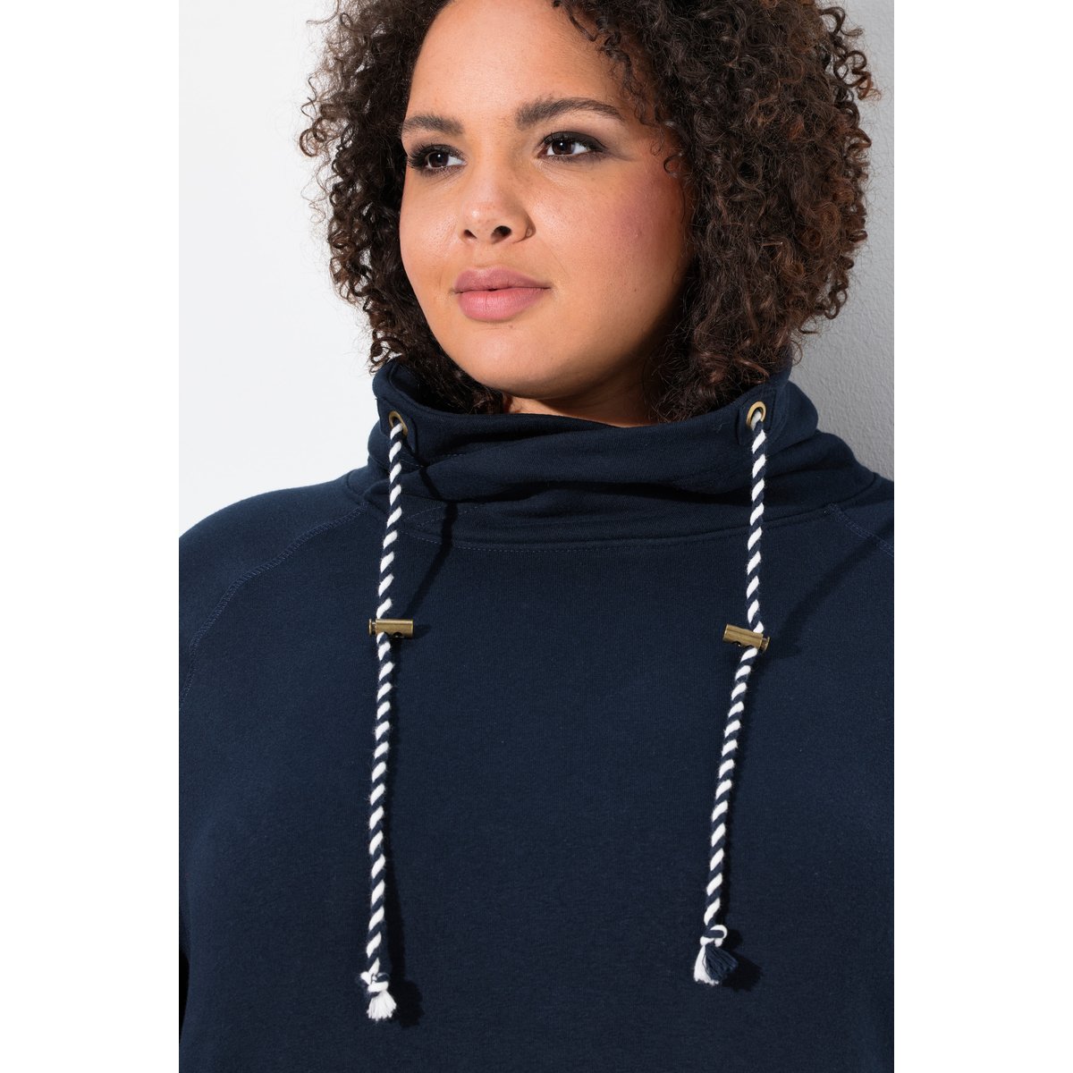 Robe en molleton avec poches marine, ULLA POPKEN