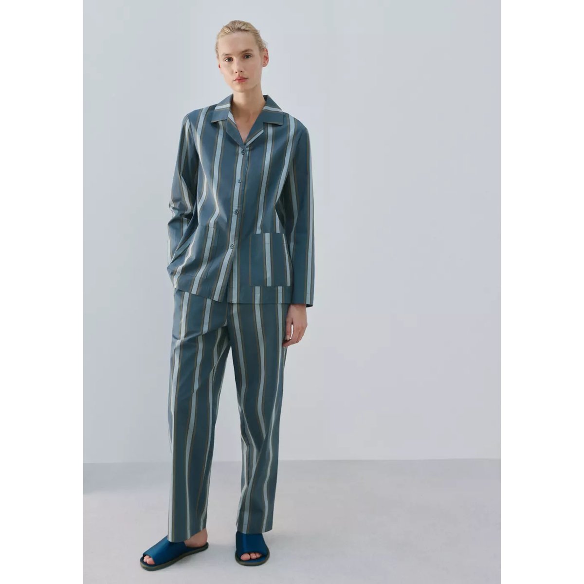 Chemise de pyjama à manches longues motifs rayés turquoise, MANGO
