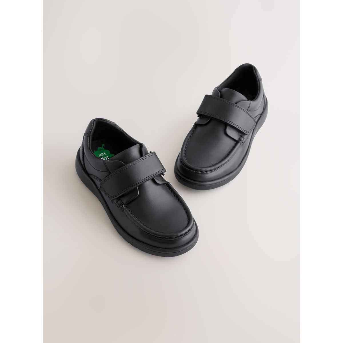 Chaussures d’école en cuir à scratch noir, NEXT