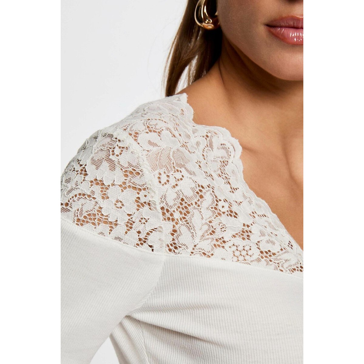 V-Neck T-Shirt with Short Sleeves white, MORGAN