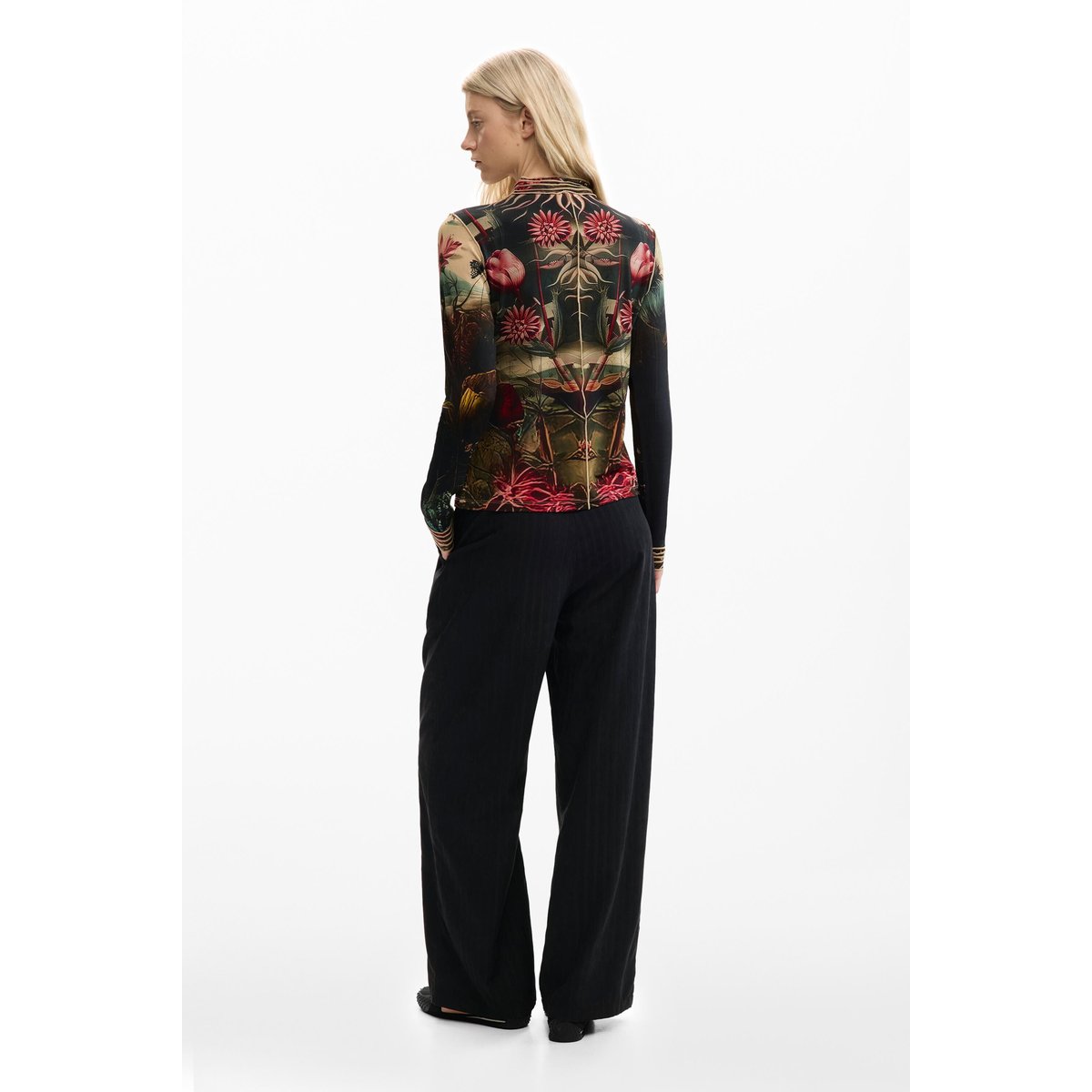 T-shirt bordée de roses noir, DESIGUAL