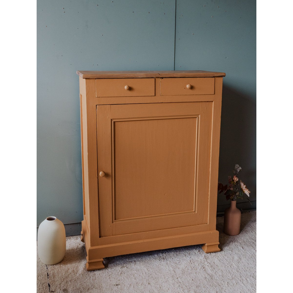 Buffet en bois orange Gilbert N°1527 - Bon état bois clair, DEBONGOUT