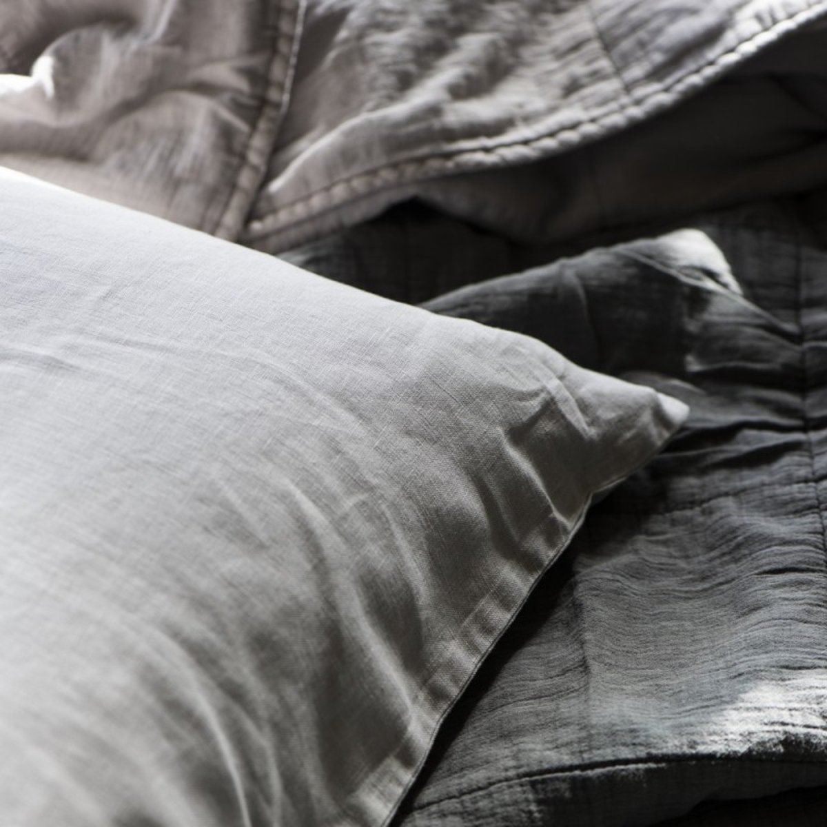 Housse de coussin lin gris perle, IB LAURSEN
