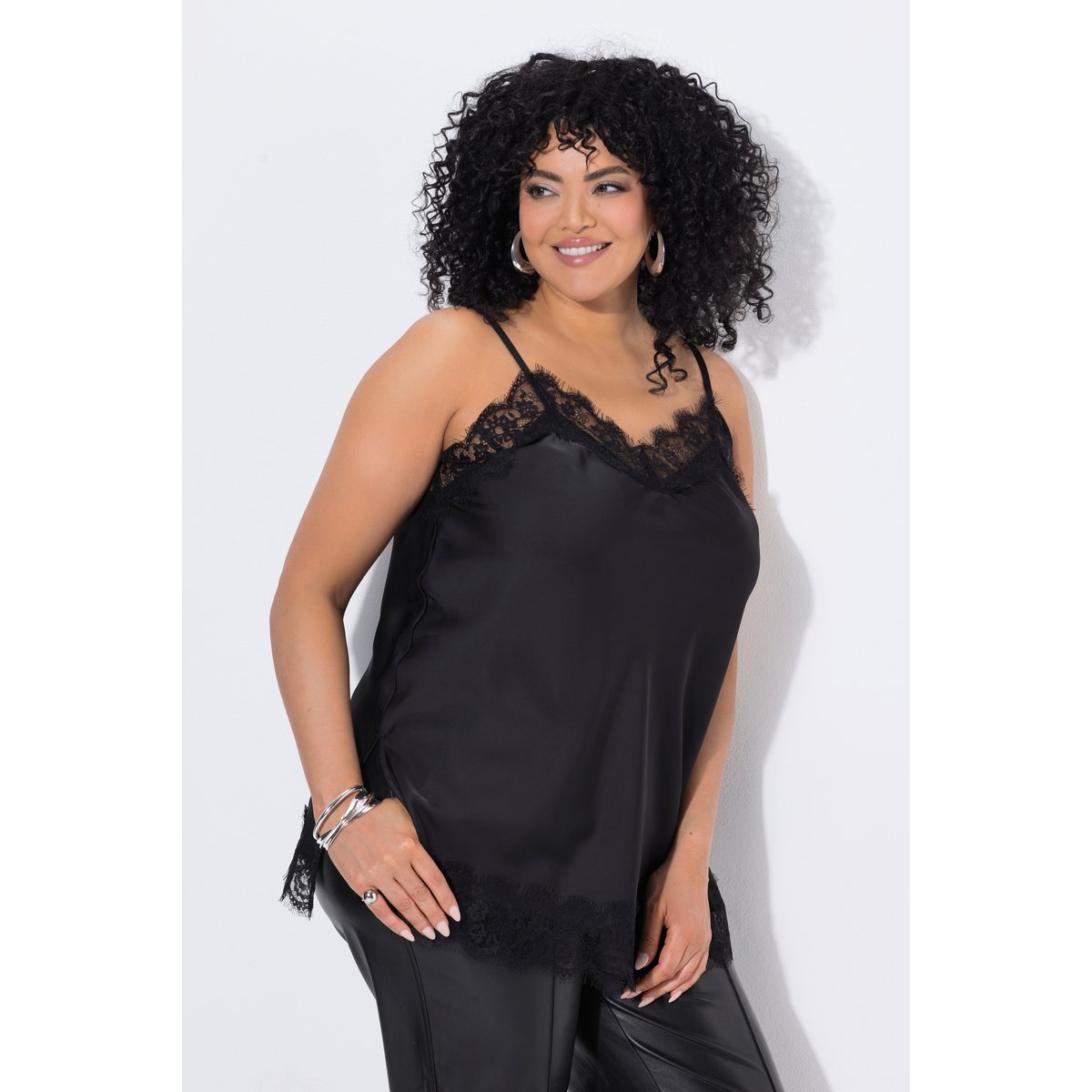Caraco en satin (sans manches) noir, ULLA POPKEN