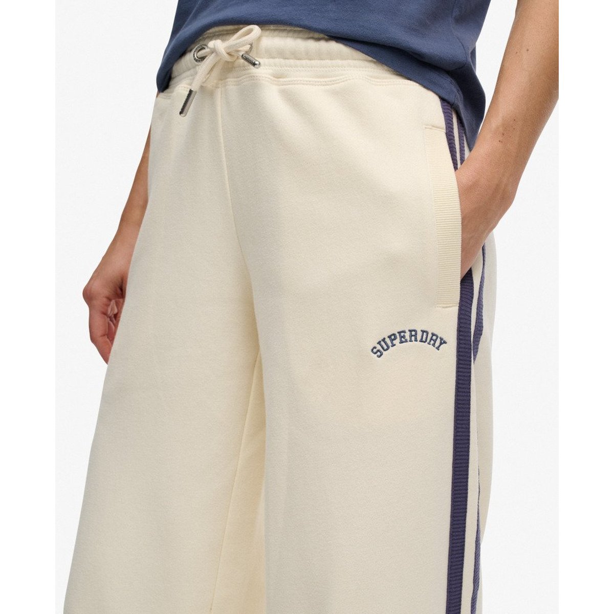 Jogging Essential Logo Coupe Droite blanc cassé os du désert, SUPERDRY