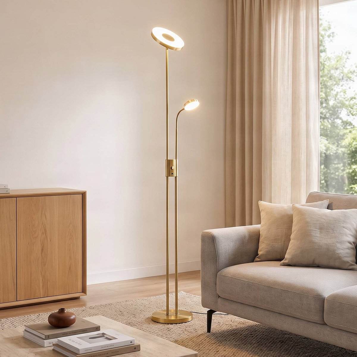 Lampadaire en métal moderneLED, Seppa laiton mat, LINDBY