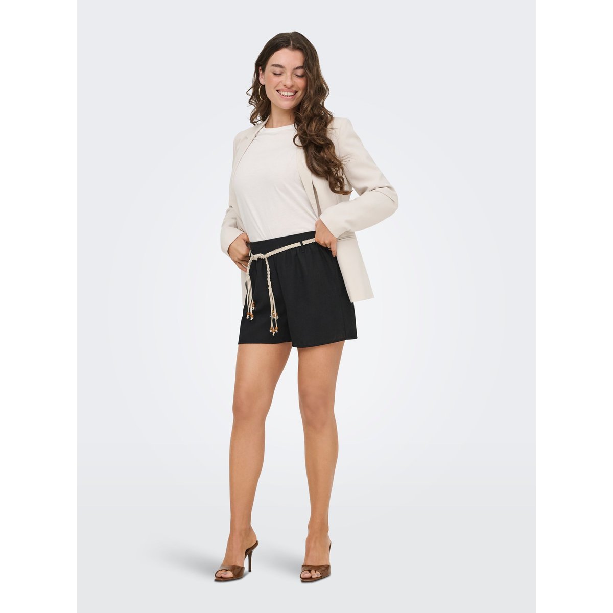 Short black 1, JDY