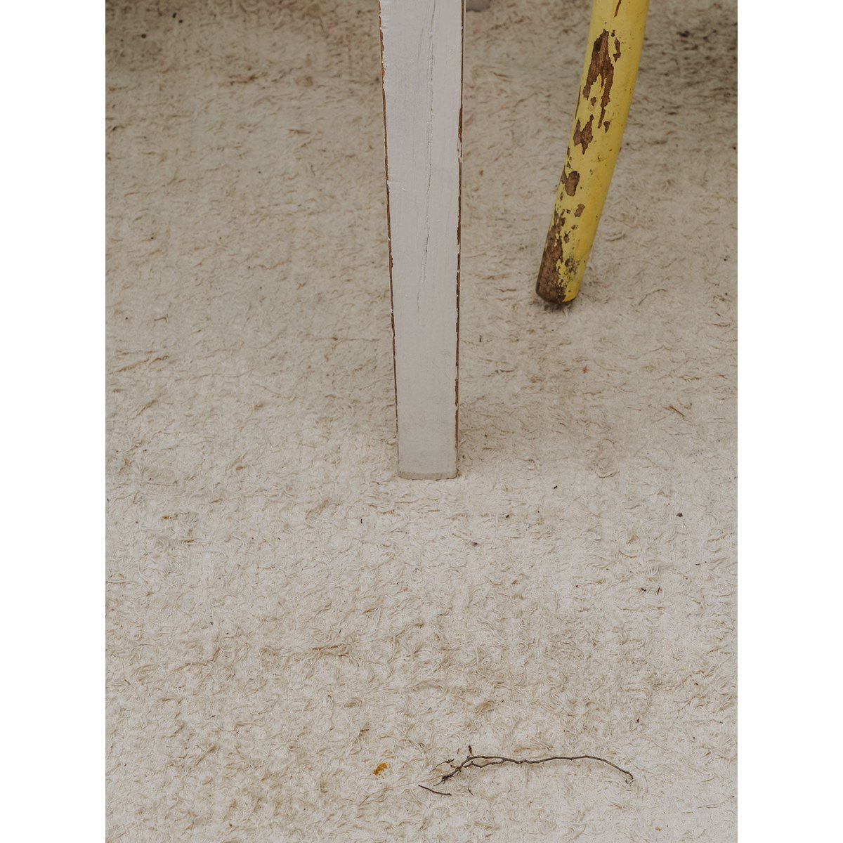 Table à manger en bois Romy N°1358 - Bon état bois foncé, DEBONGOUT