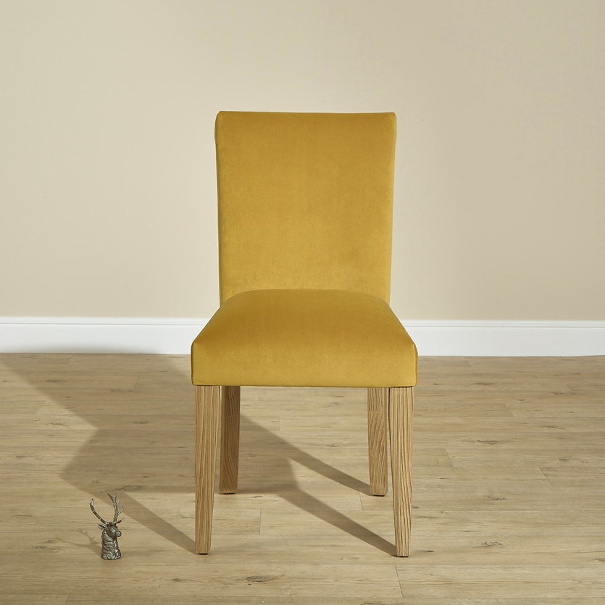 Lot de 2 chaises en pin et velours MEGÈVE jaune moutarde, ROBIN DES BOIS