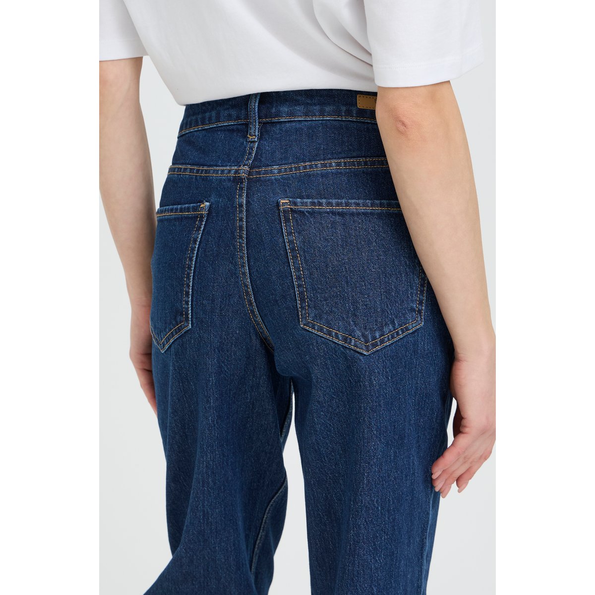 Jeans coupe droite, jambes larges, taille mi-haute bleu dark blue denim, B.YOUNG