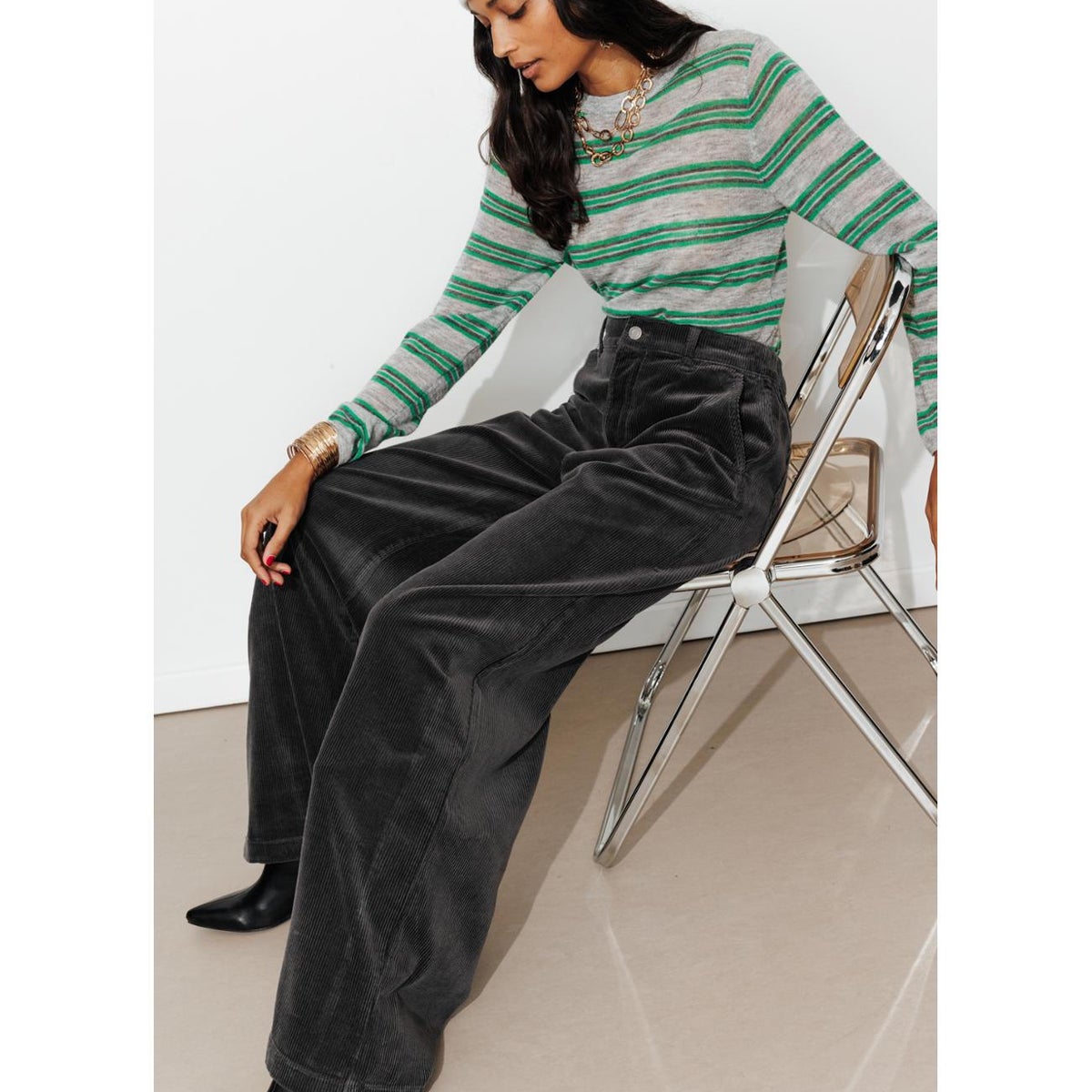 CESAR pantalon large velours gris foncé, PROMOD
