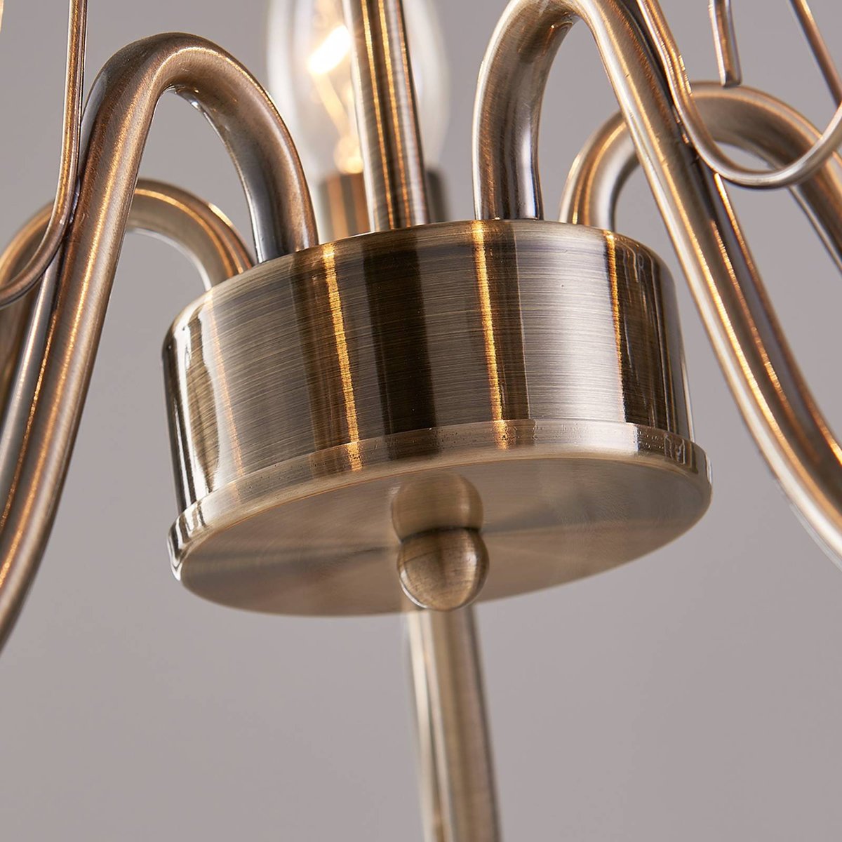 Lustre en métal antique, Marnia laiton ancien, LINDBY