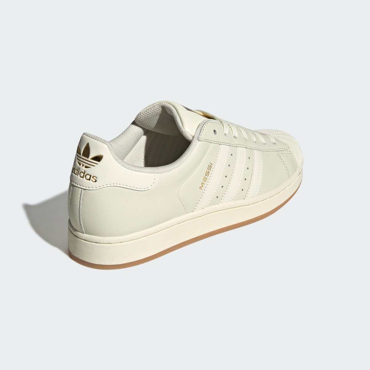 Chaussure Superstar Messi Chaussure Superstar Messi ivory / ivory / gold metallic, adidas Performance