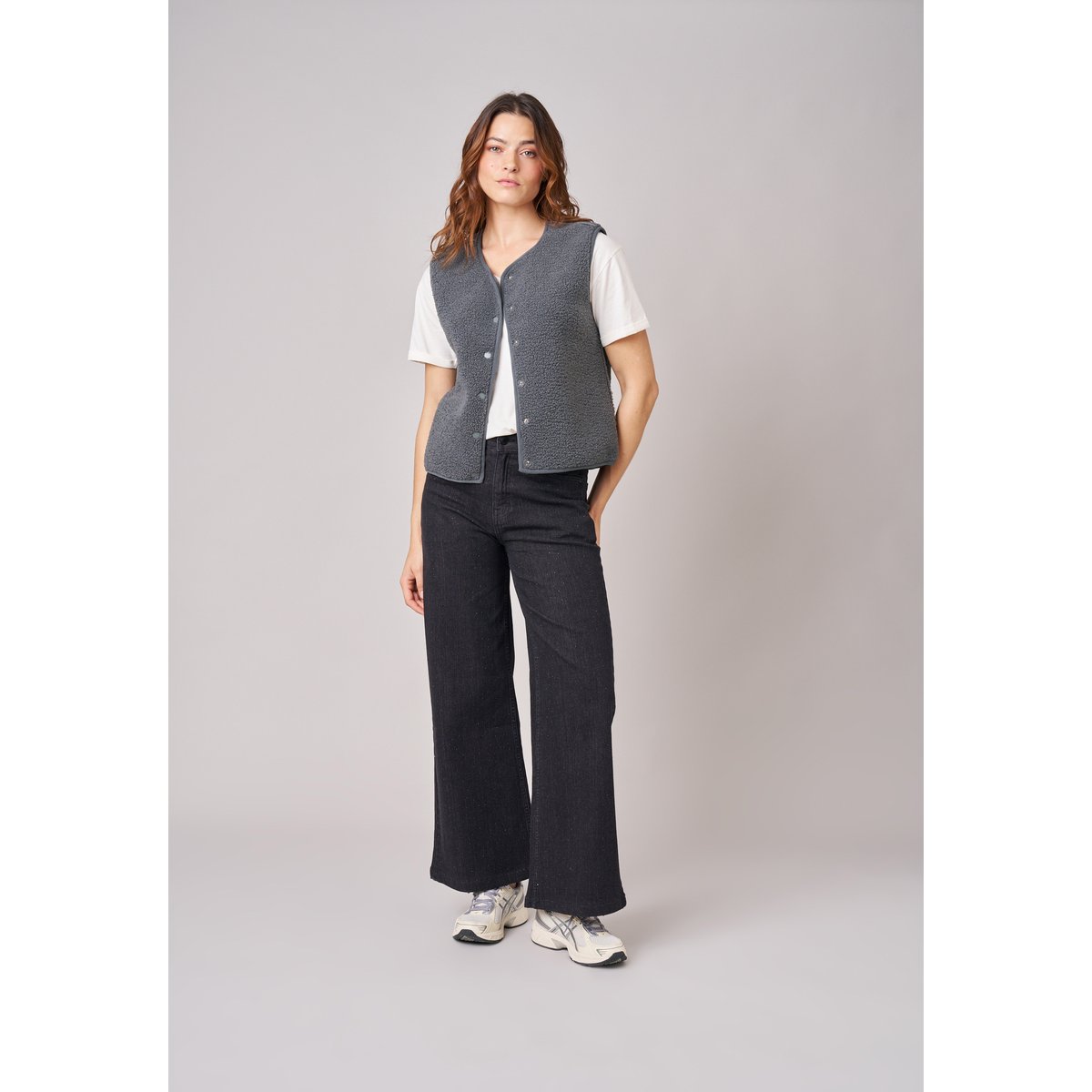Gilet sans manches femme au toucher doux et texturé OLERA anthracite, DEELUXE