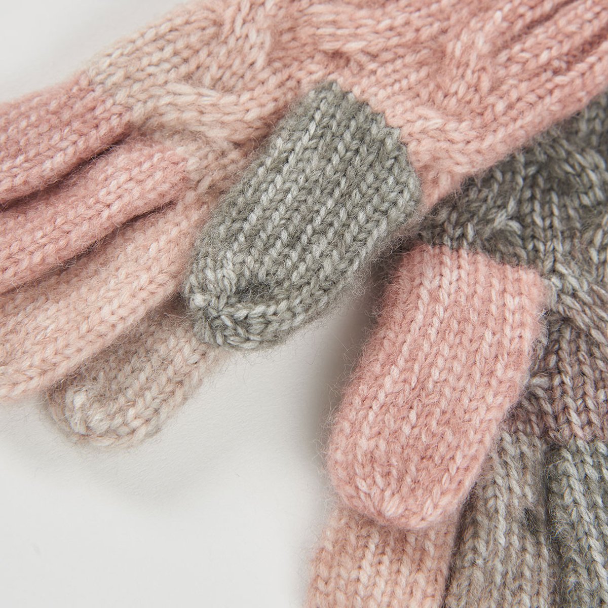 Gant bébé tressé rose, BOBOLI