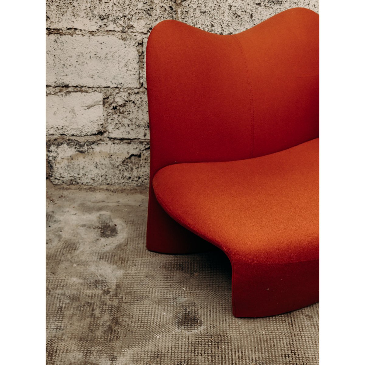 Paire de fauteuils Peter Wheeler Jakob N°453 - Bon état rose - rouge, DEBONGOUT