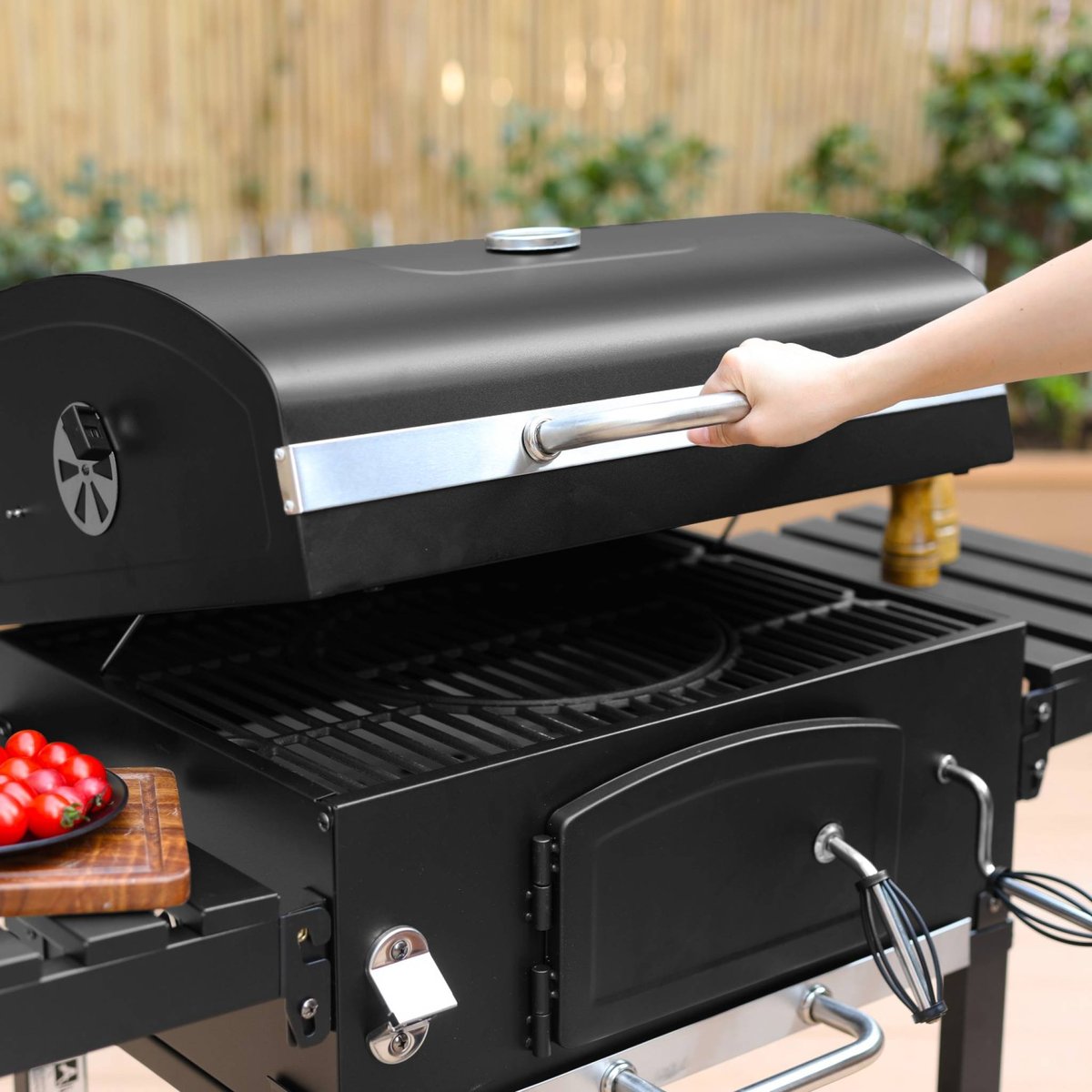 Barbecue Grill charbon avec housse BERNARD AVEC HOUSSE noir, SWEEEK
