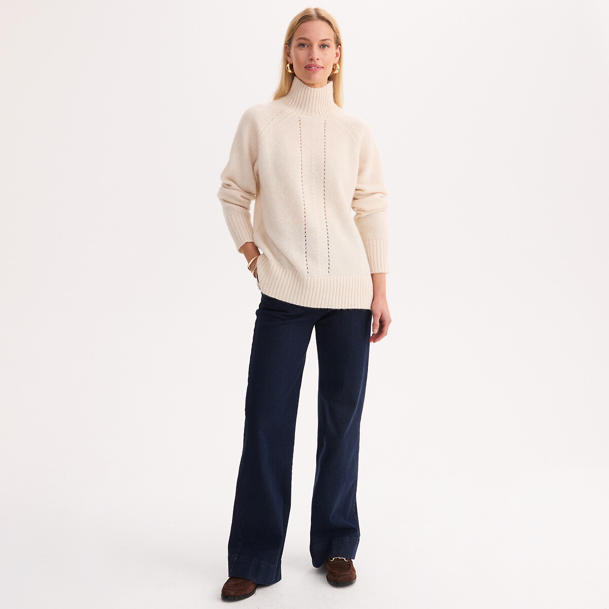 Pullover mit Stehkragen aus grobem Strick mit Lochmusterdetails ecru, ANNE WEYBURN