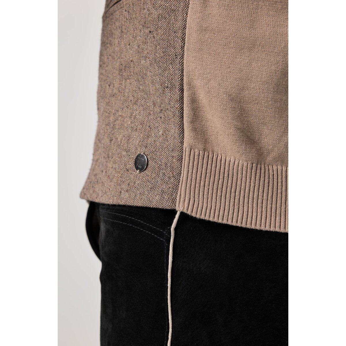 Gilet s'inspirant des costumes traditionnels beige, JP1880