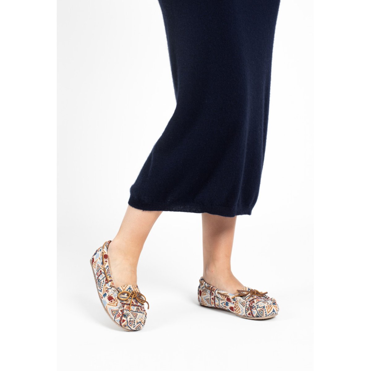 Mocassins en daim fourrés en laine CALLY imprimé floral, MINNETONKA