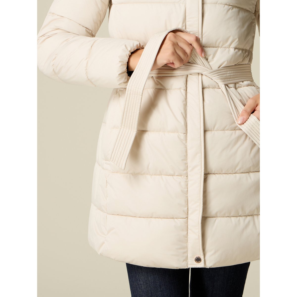 Doudoune mi-longue avec ceinture et capuche blanc, OLTRE