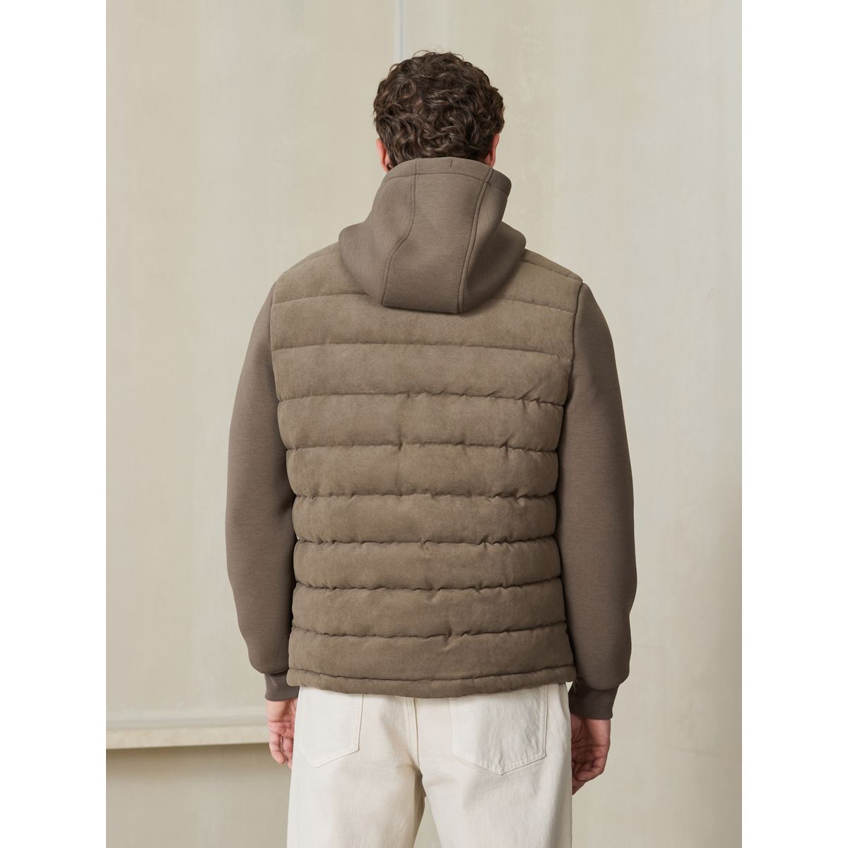 Veste à capuche matelassée hybride daim synthétique neutre, NEXT