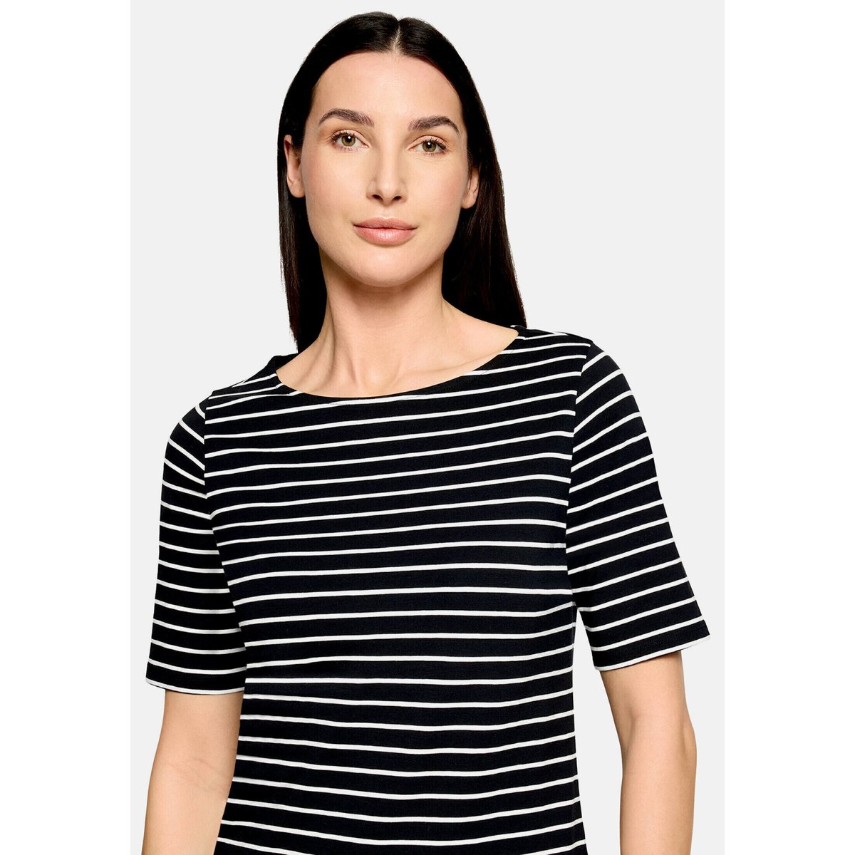 T-shirt à rainures à encolure bateau noir/blanc, BETTY BARCLAY