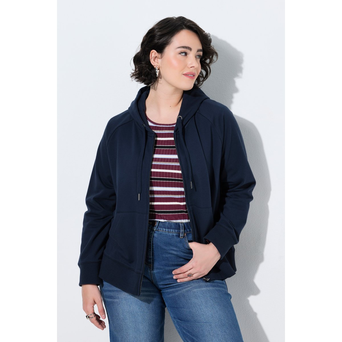 Veste en molleton à capuche marine, ULLA POPKEN