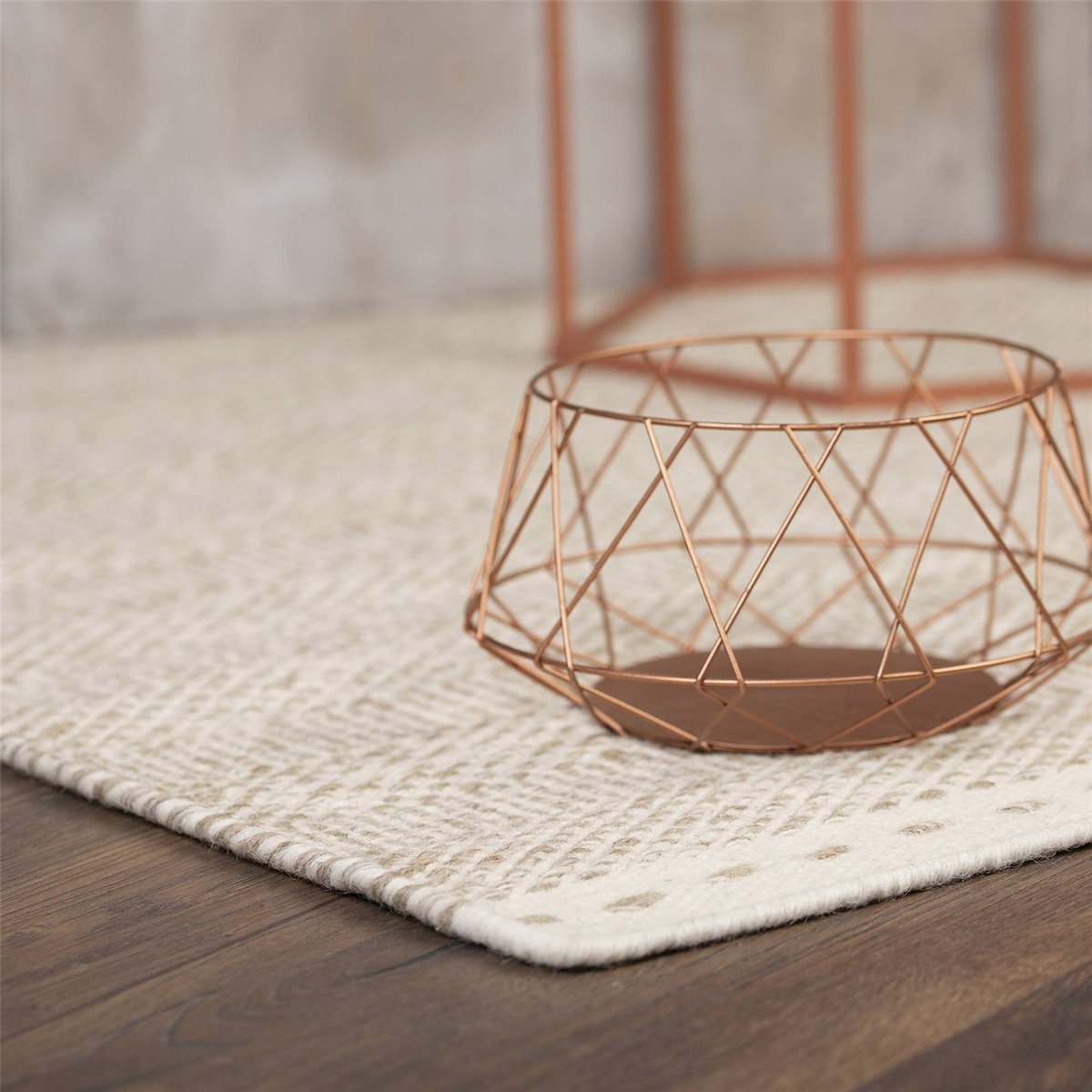 Tapis rectangulaire en laine tissé main beige sable à rayures écru, ARTE ESPINA