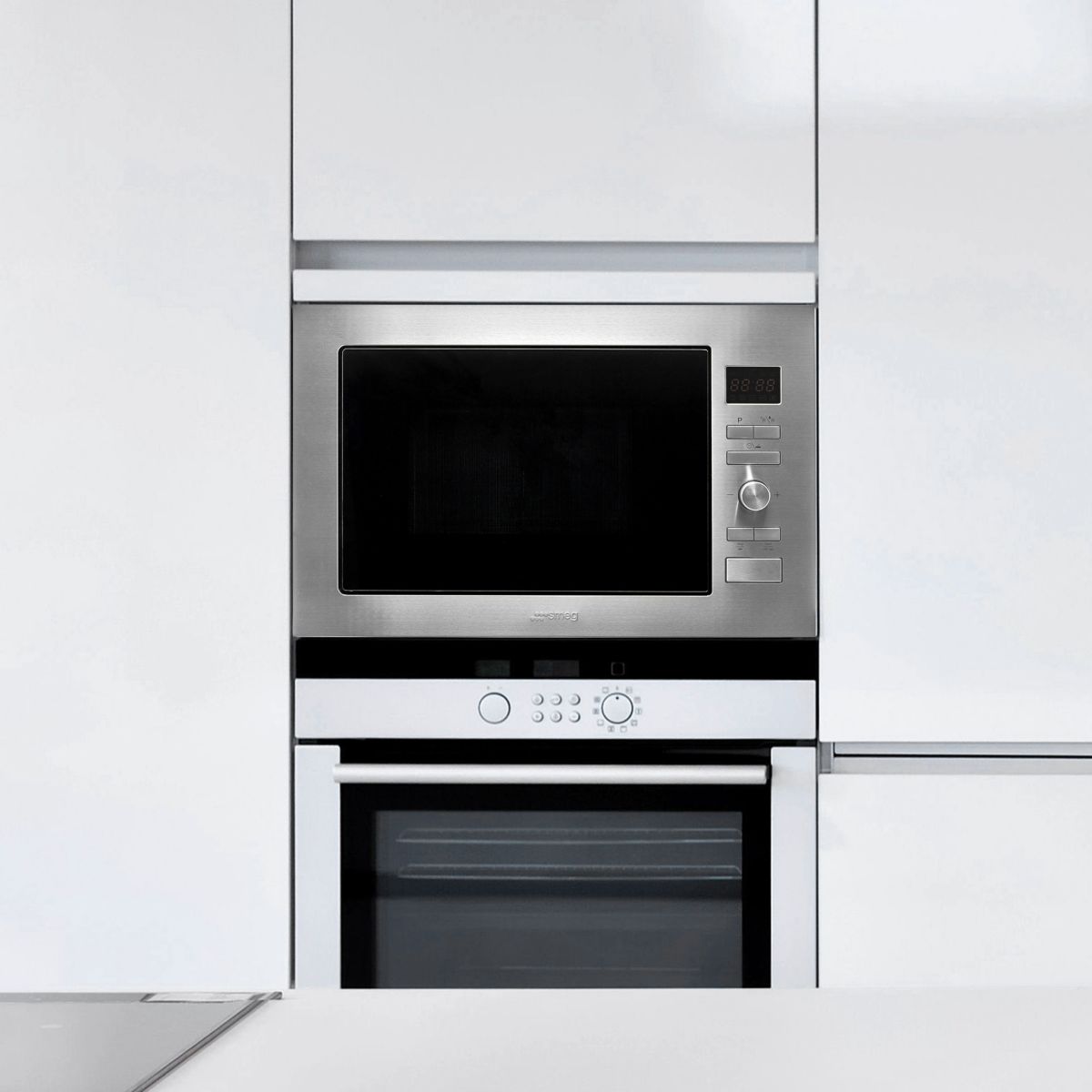 Micro ondes grill encastrable FMI425X noir / inox, SMEG